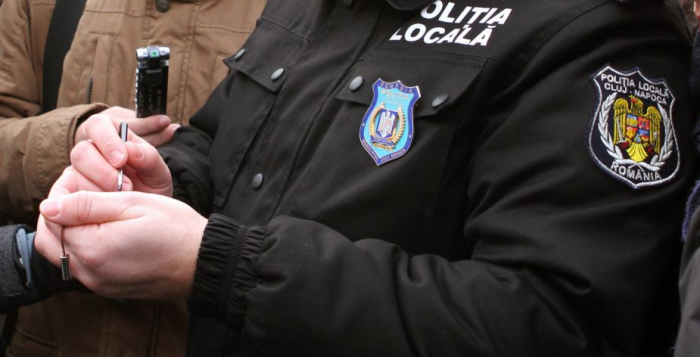 Monday necessary interior Polițiștii locali din Cluj filmează ilegal cu camerele video. Autoritatea  pentru GDPR sancționează Primăria cu avertisment | www.actualdecluj.ro