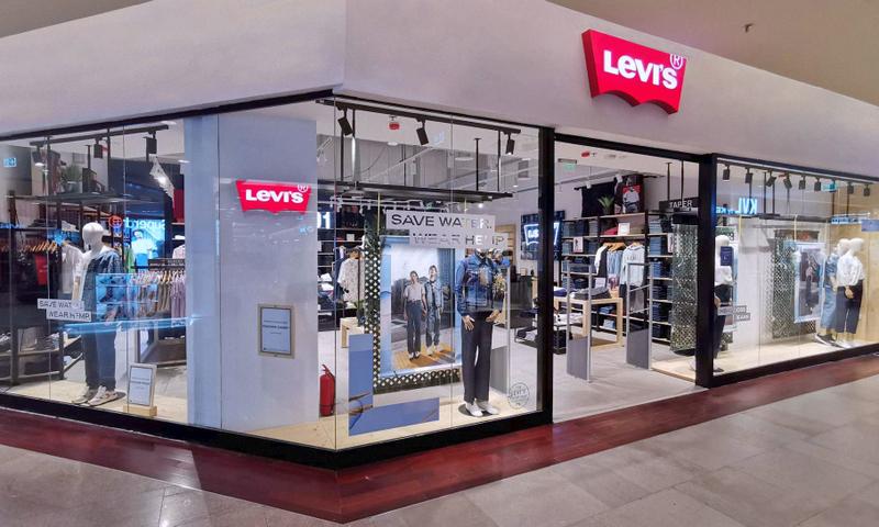 Welcome Tom Audreath Mysterious Brandul de retail Levi's® a deschis al 13-lea magazin din rețea, în Iulius  Mall Cluj (P) | www.actualdecluj.ro