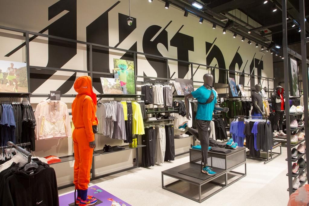 Menda City Intention Stern Descoperă noul format al magazinului Nike din Iulius Mall Cluj (P) |  www.actualdecluj.ro
