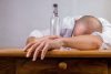 alcool / Fotografie cu caracter ilustrativ / Imagine de Michal Jarmoluk / pixabay.com