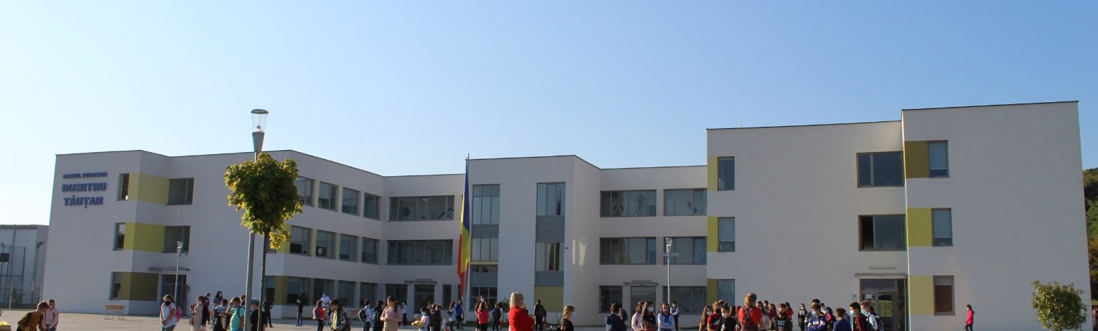 liceu dumitru tautan din comuna floresti cluj