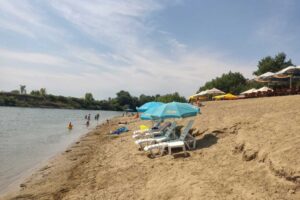 Plaja de pe Prut a orașului Ungheni, Republica Moldova 