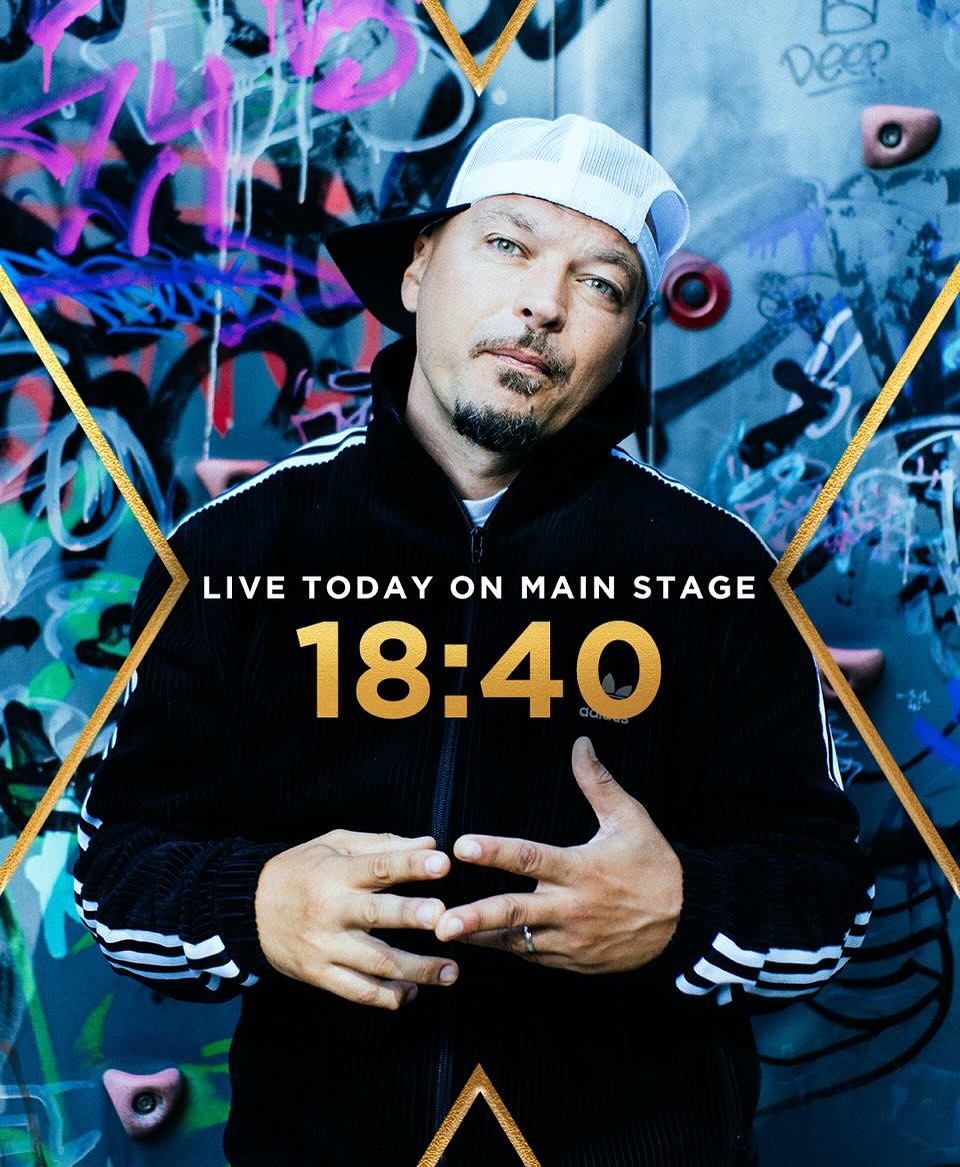 puya pe main stage la untold