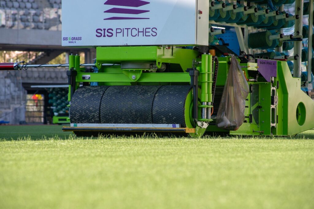 clu arena stadion cluj gazon