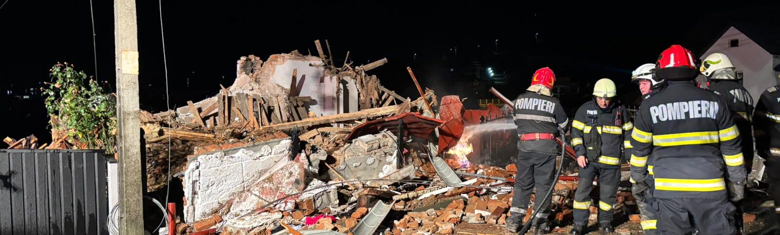 explozie si incendiu casa dej