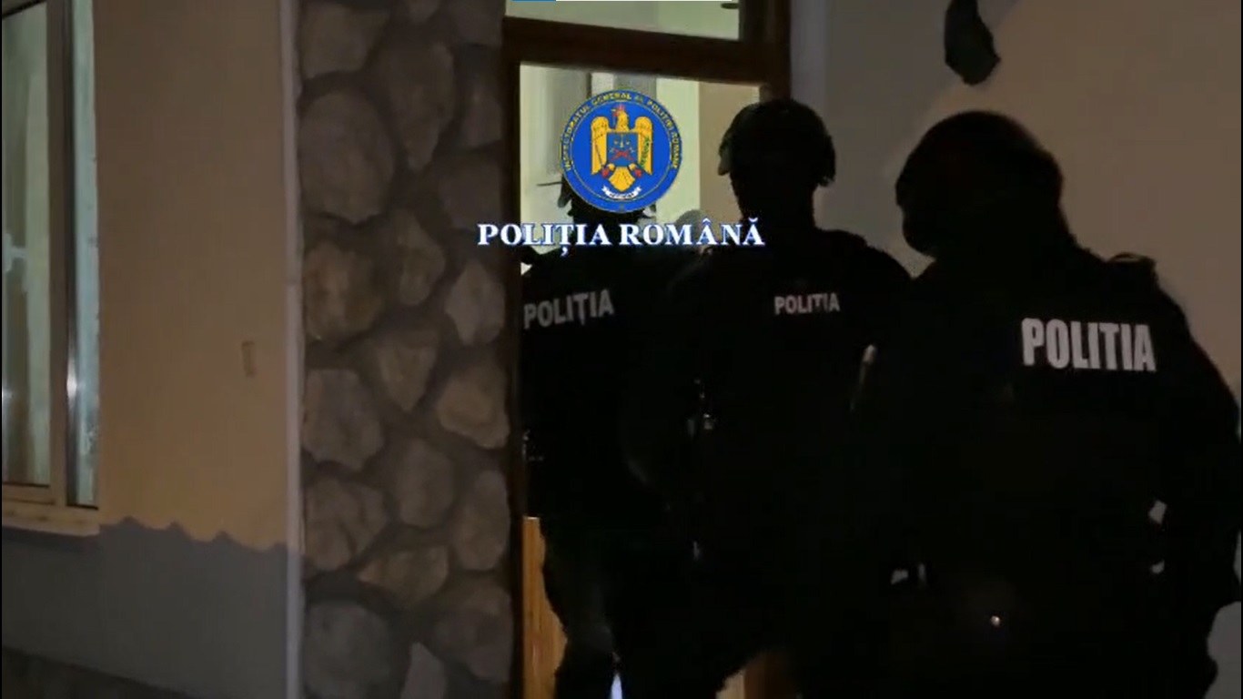 perchezitii politia
