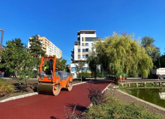 lucrari din 2020 la pista de biciclete de pe malul lacului din Gherogheni