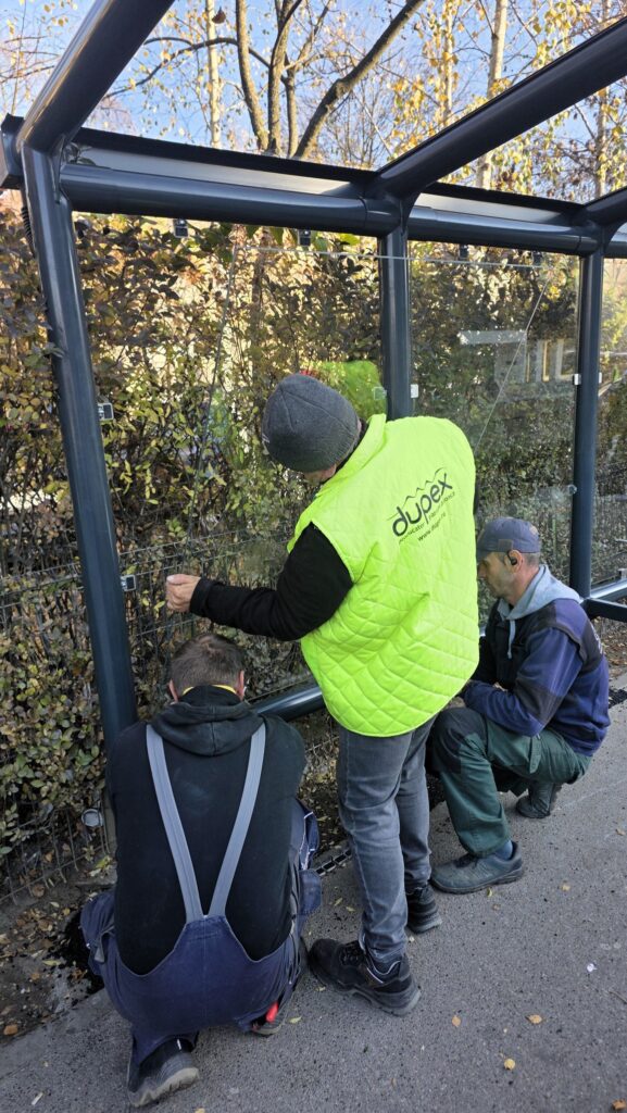 statii autobuz cu acoperis si panou lateral cluj dupex primaria cluj