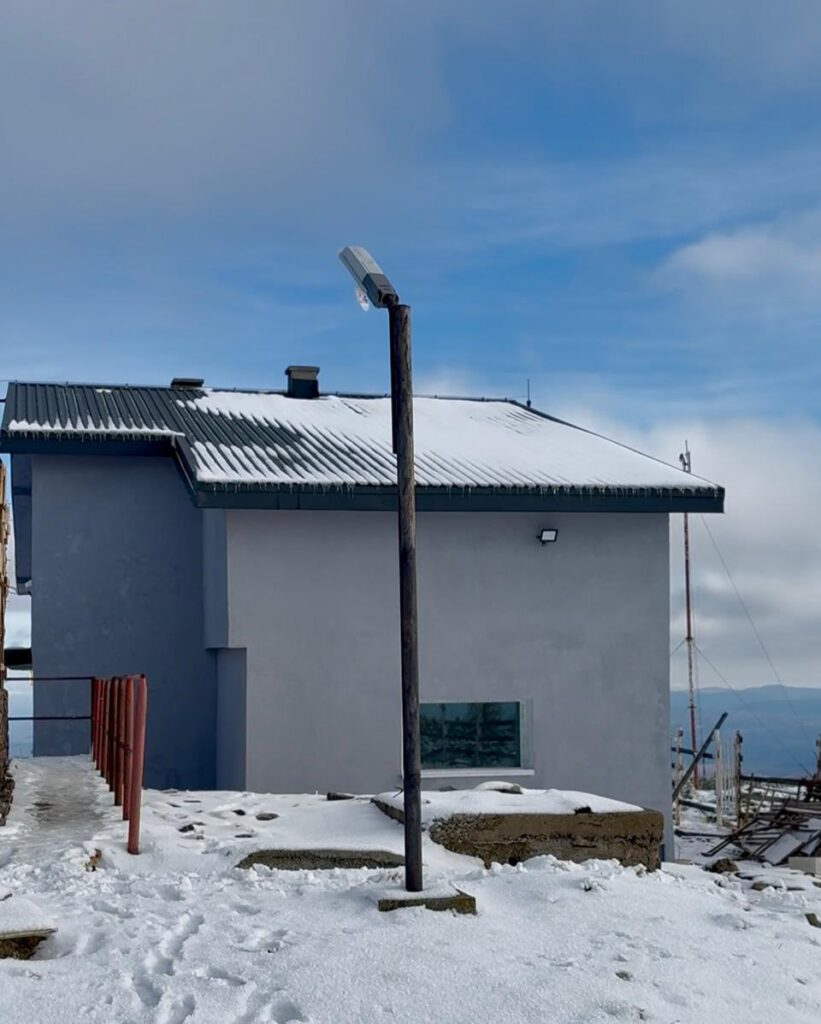 cabana meteo reconstruita vladeasa cluj muncii apuseni9