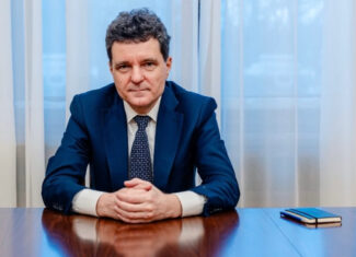 Presedintele romaniei nicusor dan