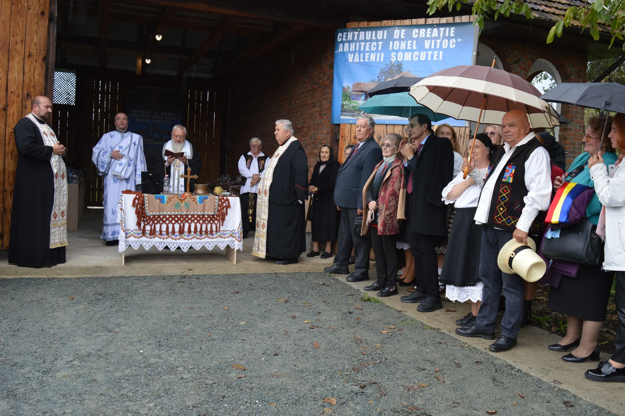 centrul de creatie valenii somcutei ionel vitoc