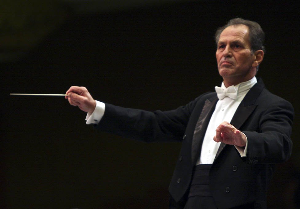 dirijor criastian mandeal