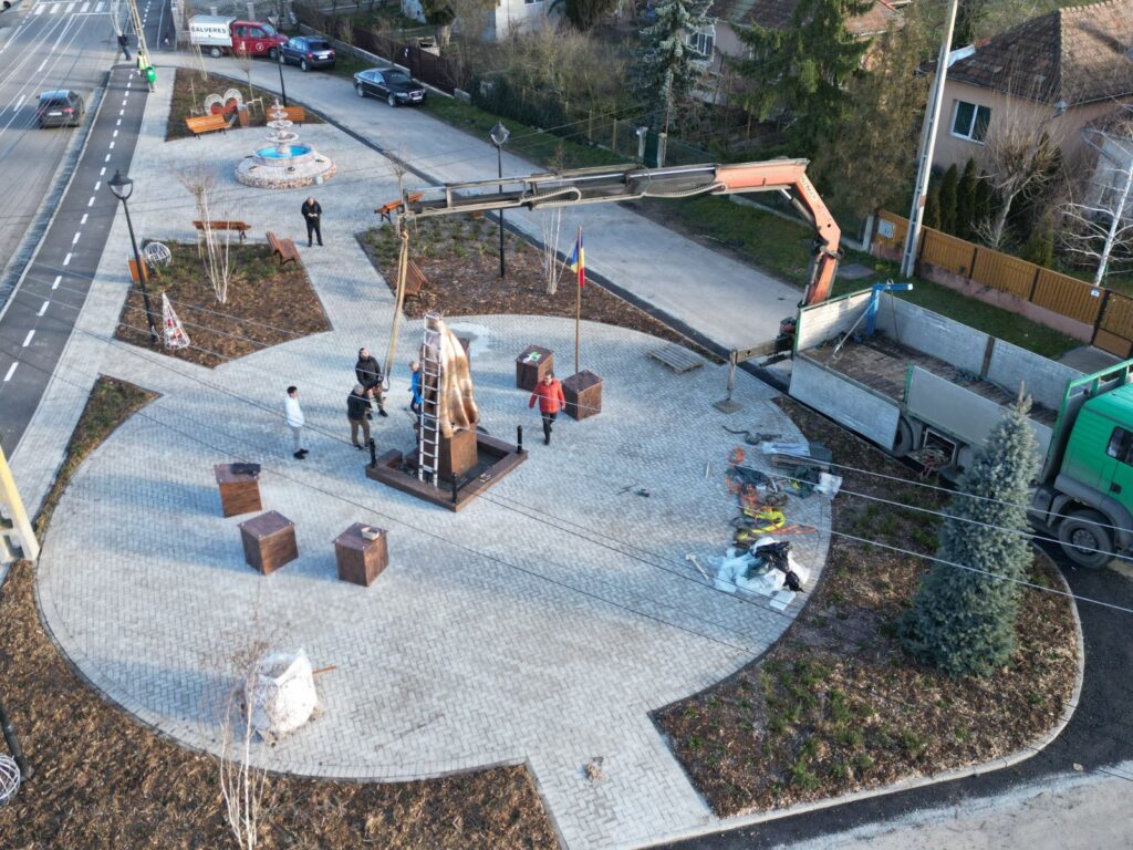 statuie regina maria jucu