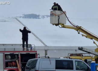patinoar gherla curatat de zapada
