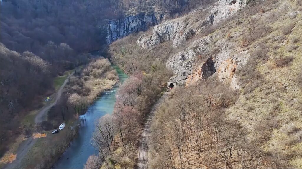 defileu cris cale ferata cluj bihor