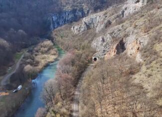 defileu cris cale ferata cluj bihor