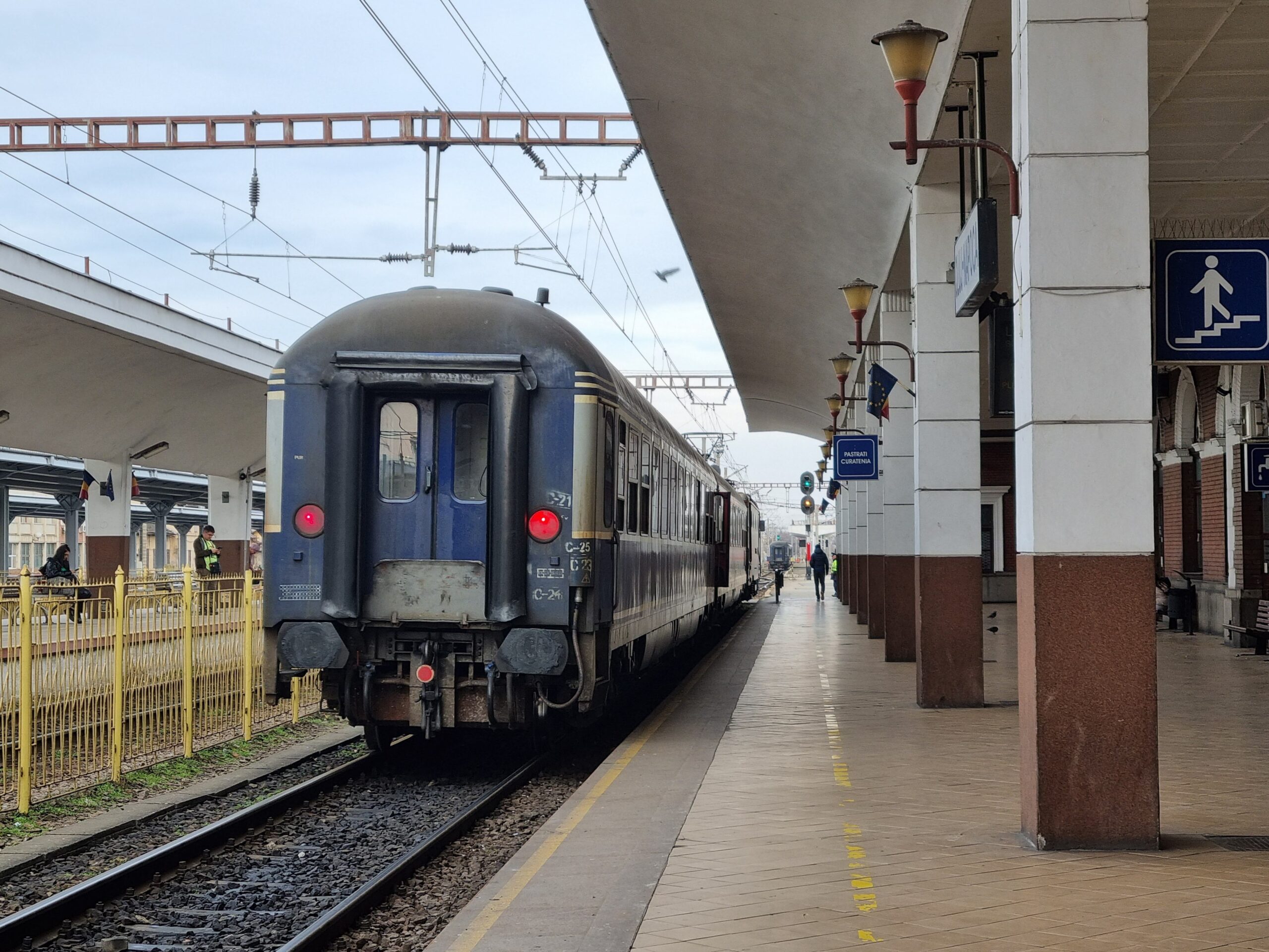 gara cluj tren vagon