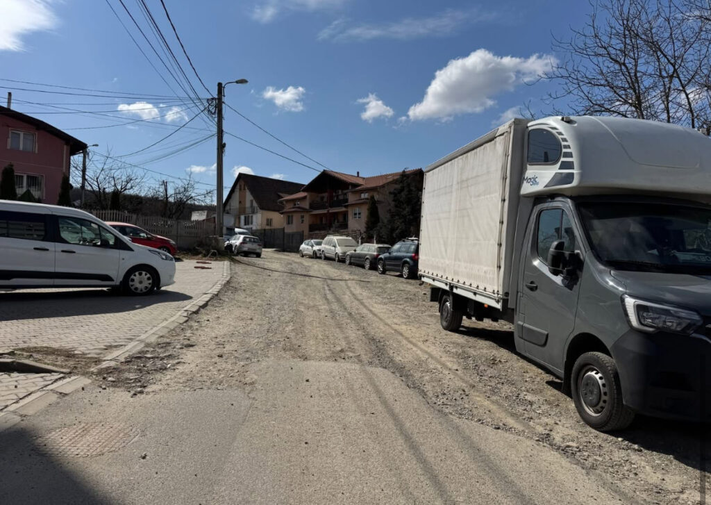Strada Huedinului