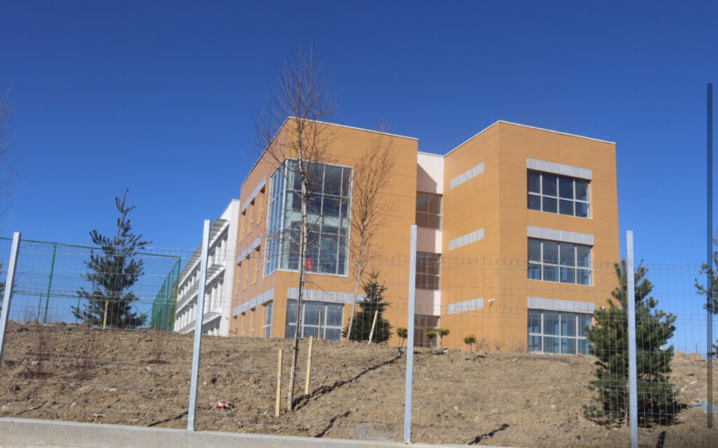 hub educational borhanci santier primarie