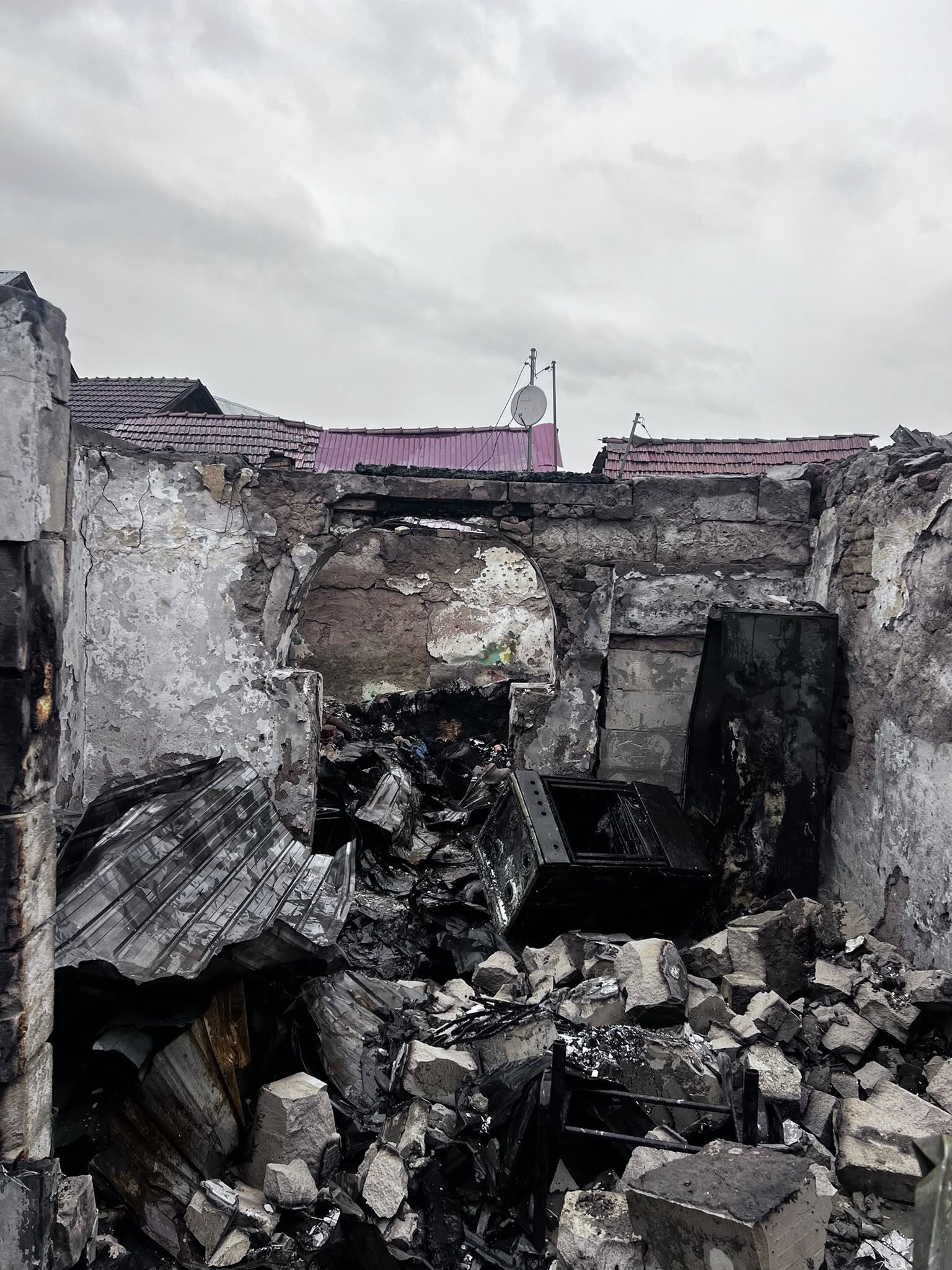 incendiu case romi turda 1
