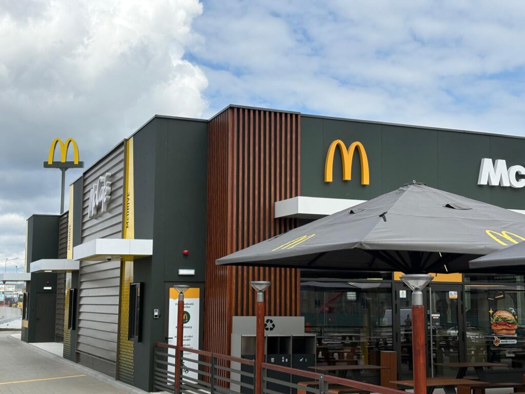 Mc Donald s Floresti 5