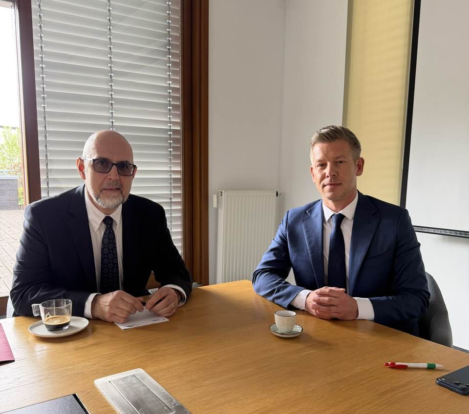 kelemen hunor udmr peter magyar tisza