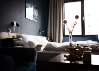 camera hotel lux foto Image by Manuela Jaeger from Pixabay