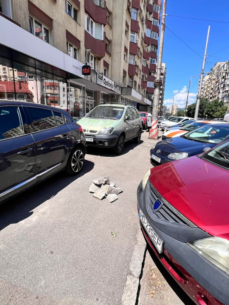 masini parcate haotic cluj-napoca cartiere 9