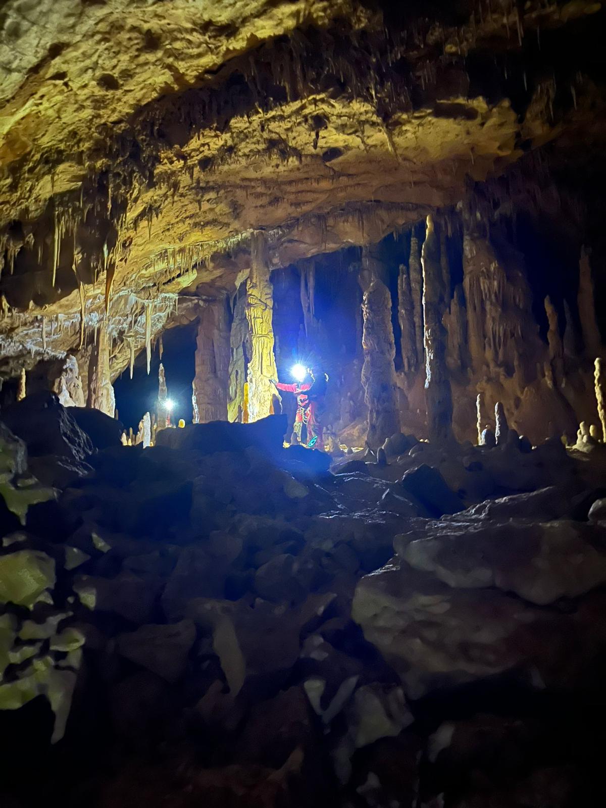 pestera humpleu cluj