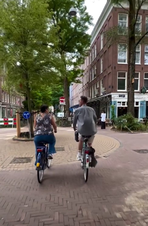 amsterdam on bike melissa& chris brutlett the duch