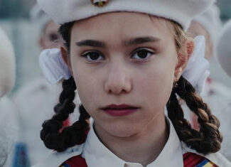filme in orase mici proiectii gratuite busteni targul lapus
