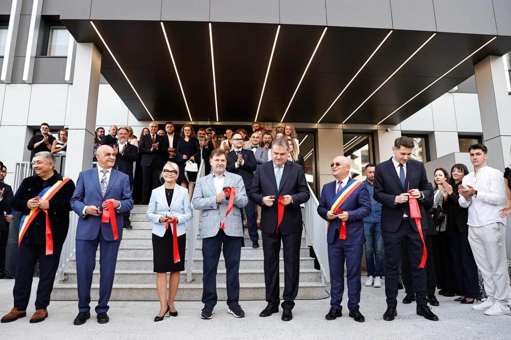 Tise, Boc, Bolojan
