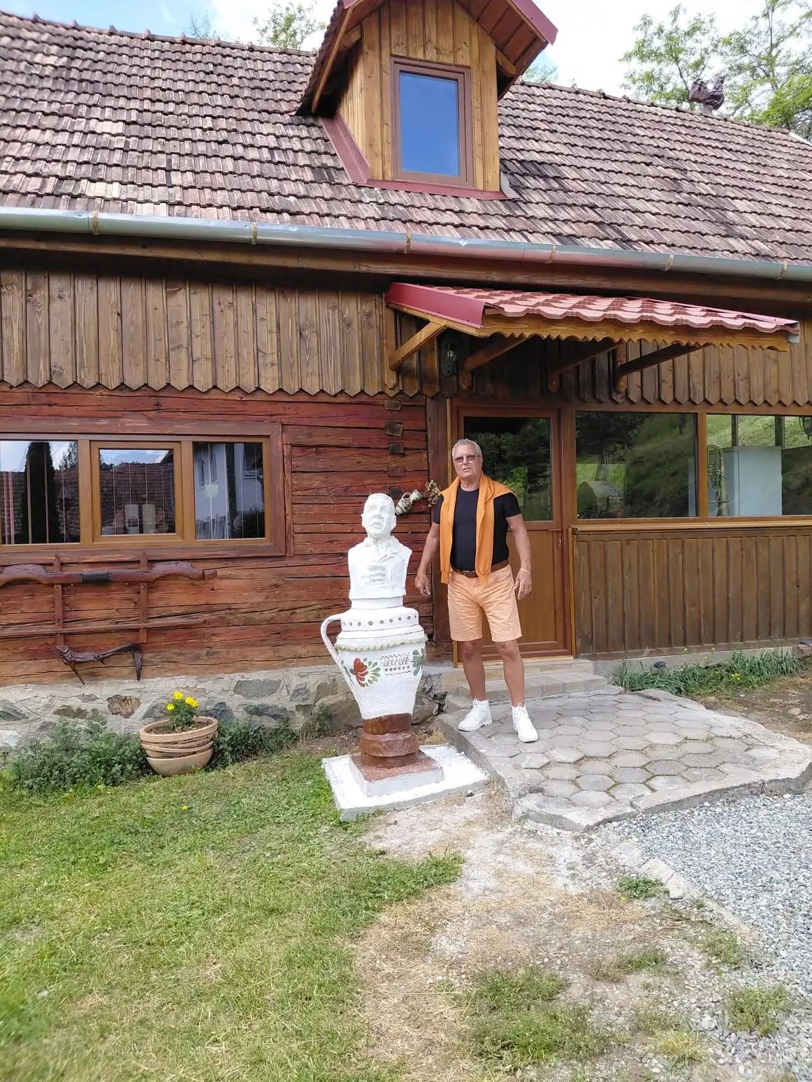 muzeu cacova ierii oale ceramica