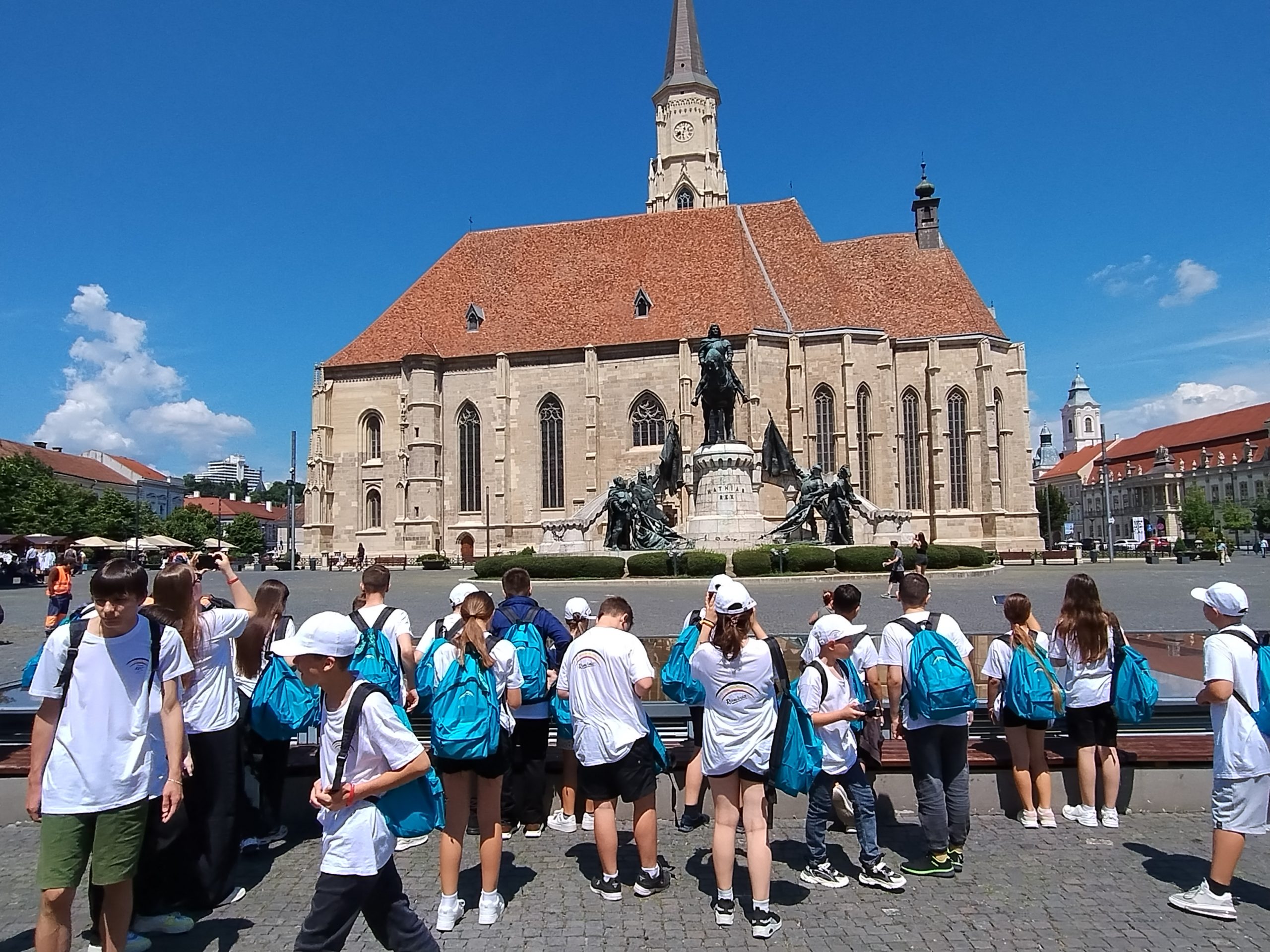 tineri cluj tururi ghidate gratuite tineri din ucraina si republcia moldova