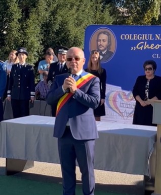 emil boc la deschiderea anului scolar in cluj