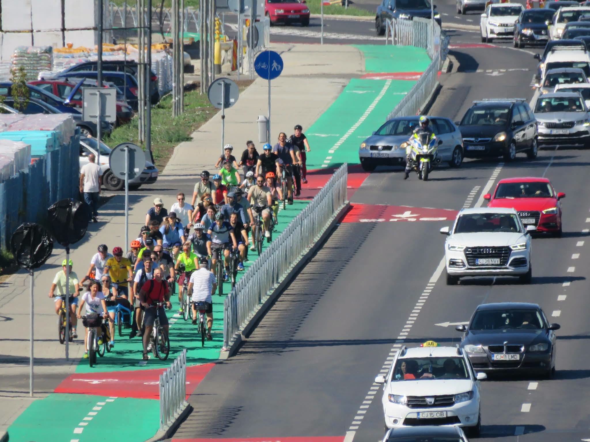 mars biciclisti pista floresti