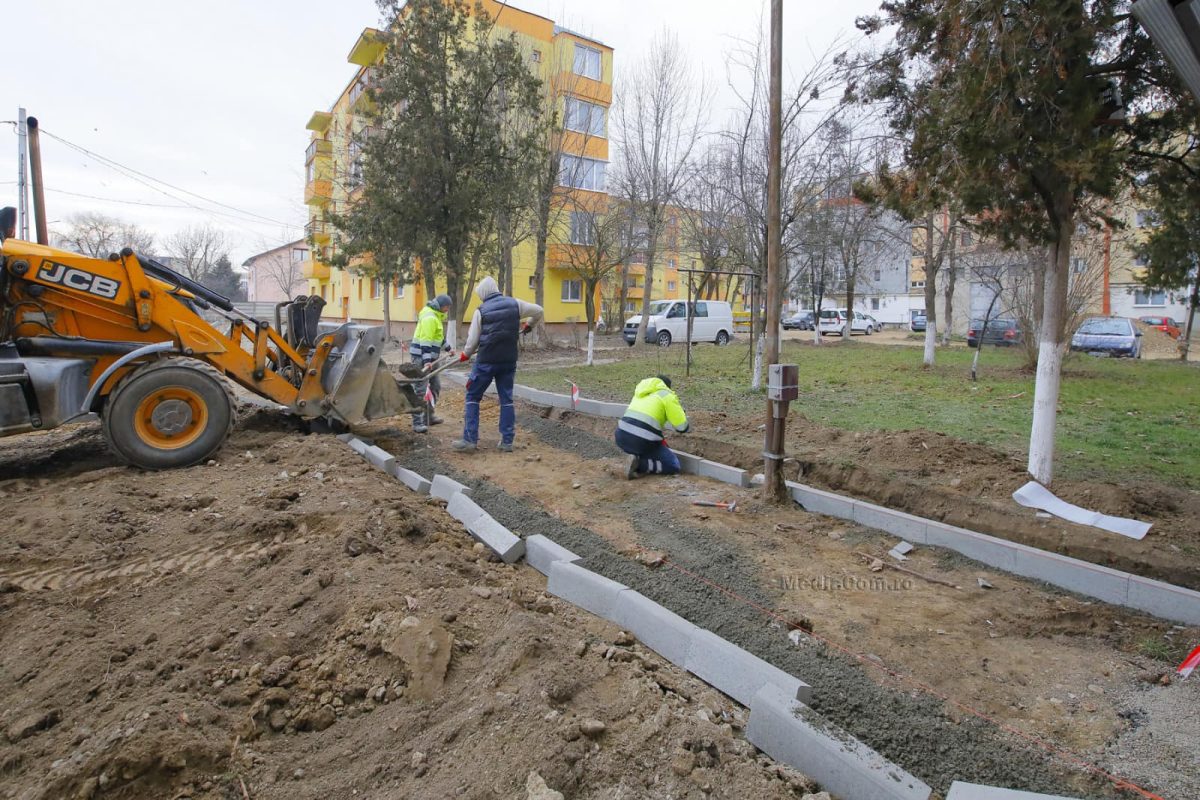 lucrari strazi turda universului