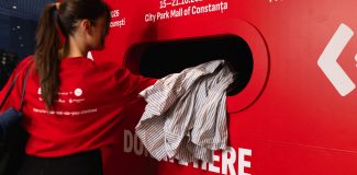 colectare haine promenada mall electric castle