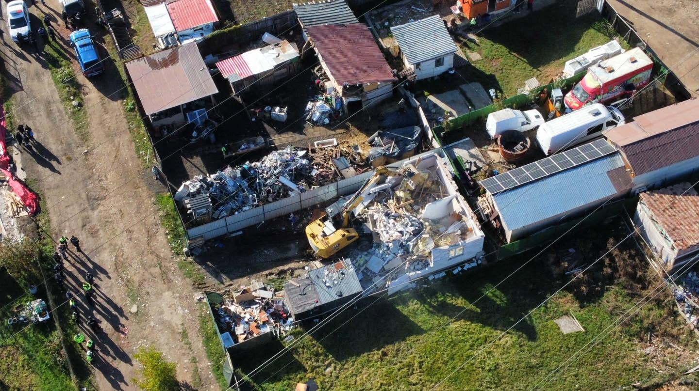 demolare constructii ilegale floresti 2