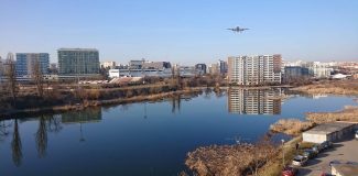 avioanele zboara peste oras prin cartiere in cluj