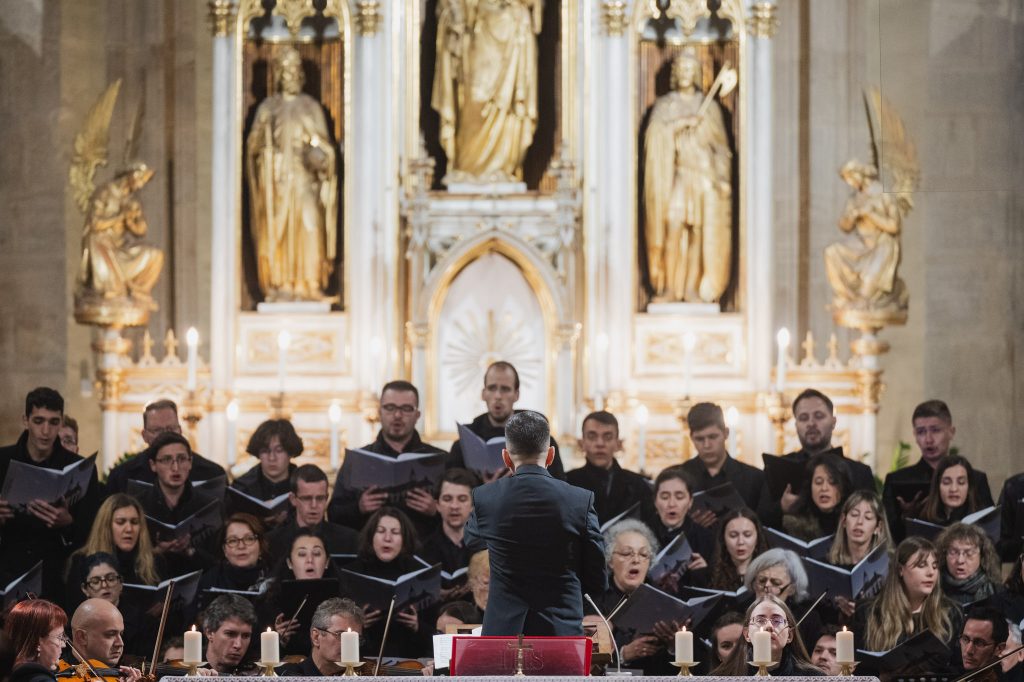 biserica sf mihail cluj luminatie