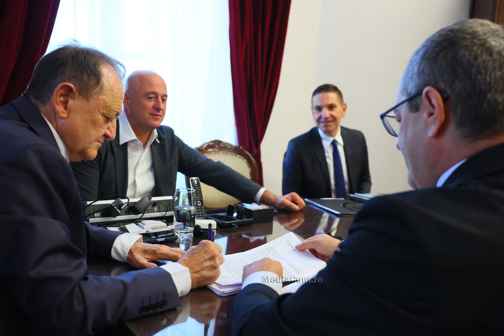 Primar Cristian Matei, semnare contract investiție Salina Turda 