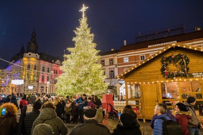 Weekendul inaugurării Târgului de Crăciun la Cluj | www.actualdecluj.ro